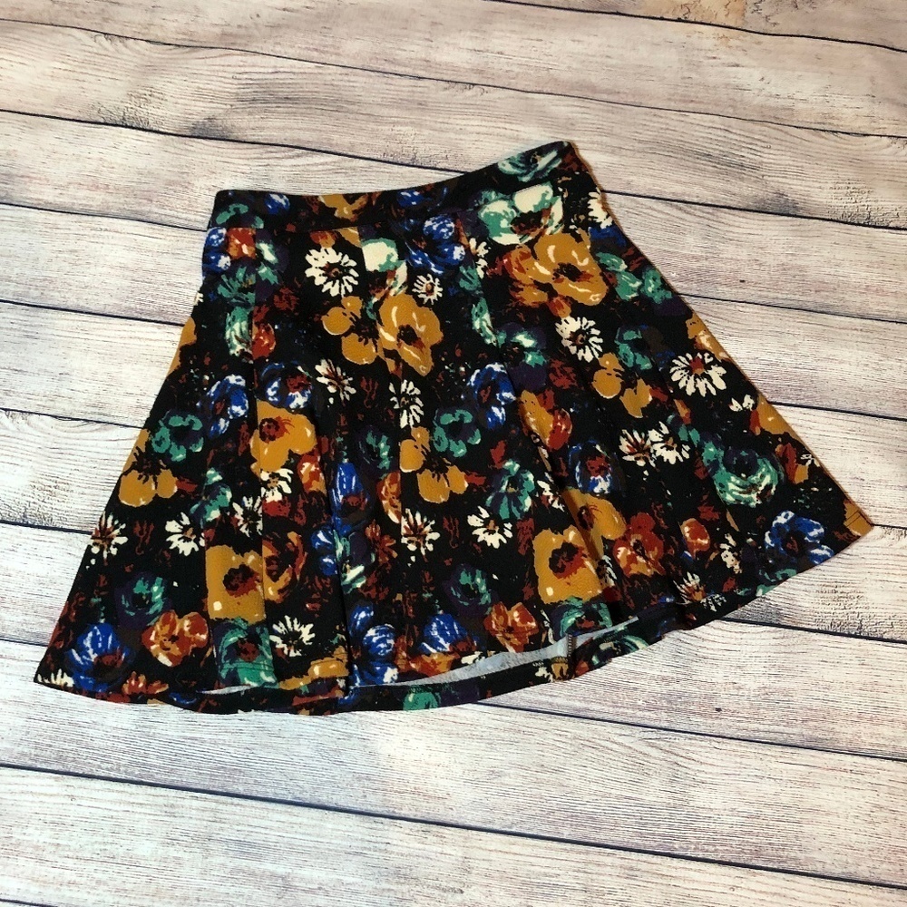 Lush Floral Skater Skirt Size XS - Picture 1 of 6